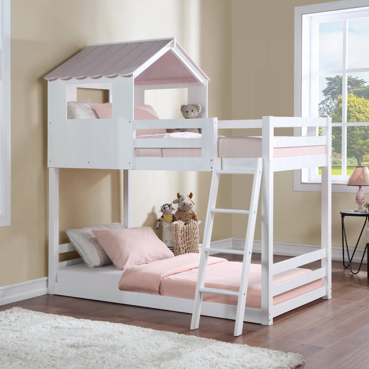Twin/Twin Bunk Bed